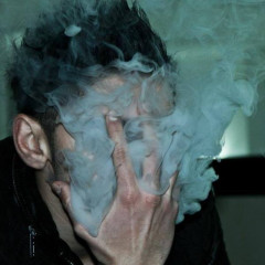 Почему болит голова после кальяна