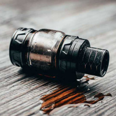 Почему течет электронная сигарета: причины протечек вейпа