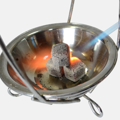 як розпалити вугілля для кальяну за допомогою газового пальника