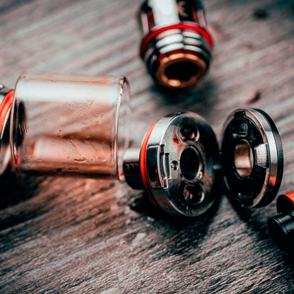 почему течет под система